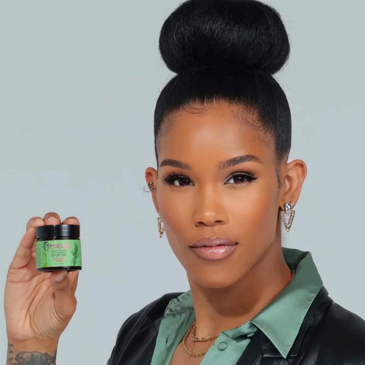 Mielle Organics - Rosemary Mint - Strengthening Edge Gel (Lisseur de bordures fortifiant) - Image 3