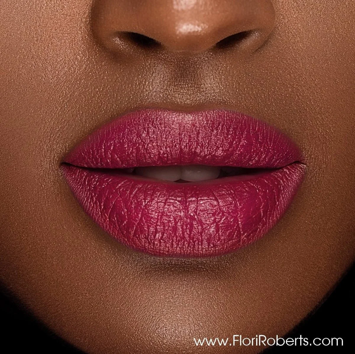 Flori Roberts - Rouge à Lèvres - Luxury Demi-Matte - Image 8